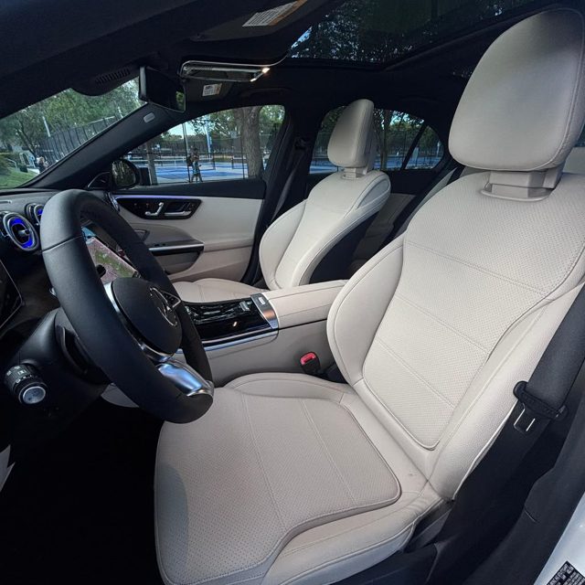 Mercedes-Benz C300 cream leather front seats