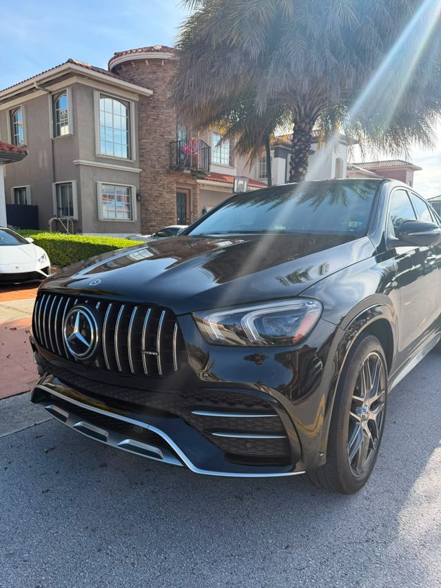 Mercedes-AMG GLE 53 Coupe front grille close-up